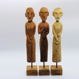 Statua in legno scolpito