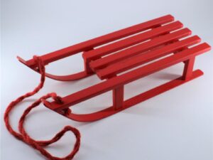 Slitta in legno rossa